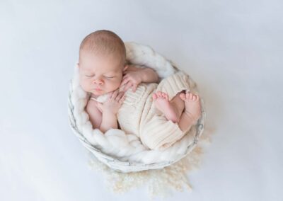 Newborn Photographer, Baby Photographer, Best Newborn Photographer Toronto